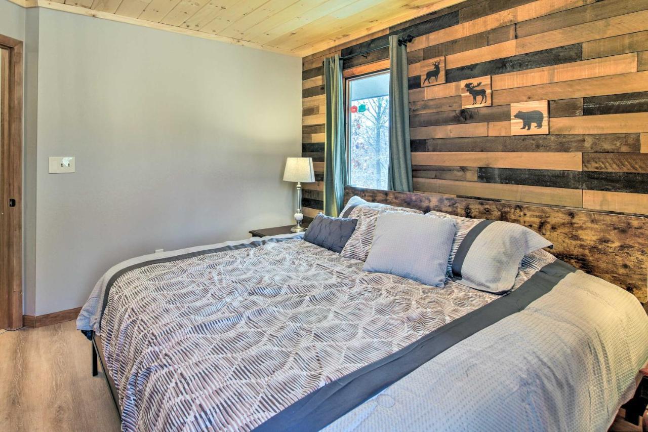 Gatlinburg Mountain Cabin With Hot Tub, Deck And Games Extérieur photo